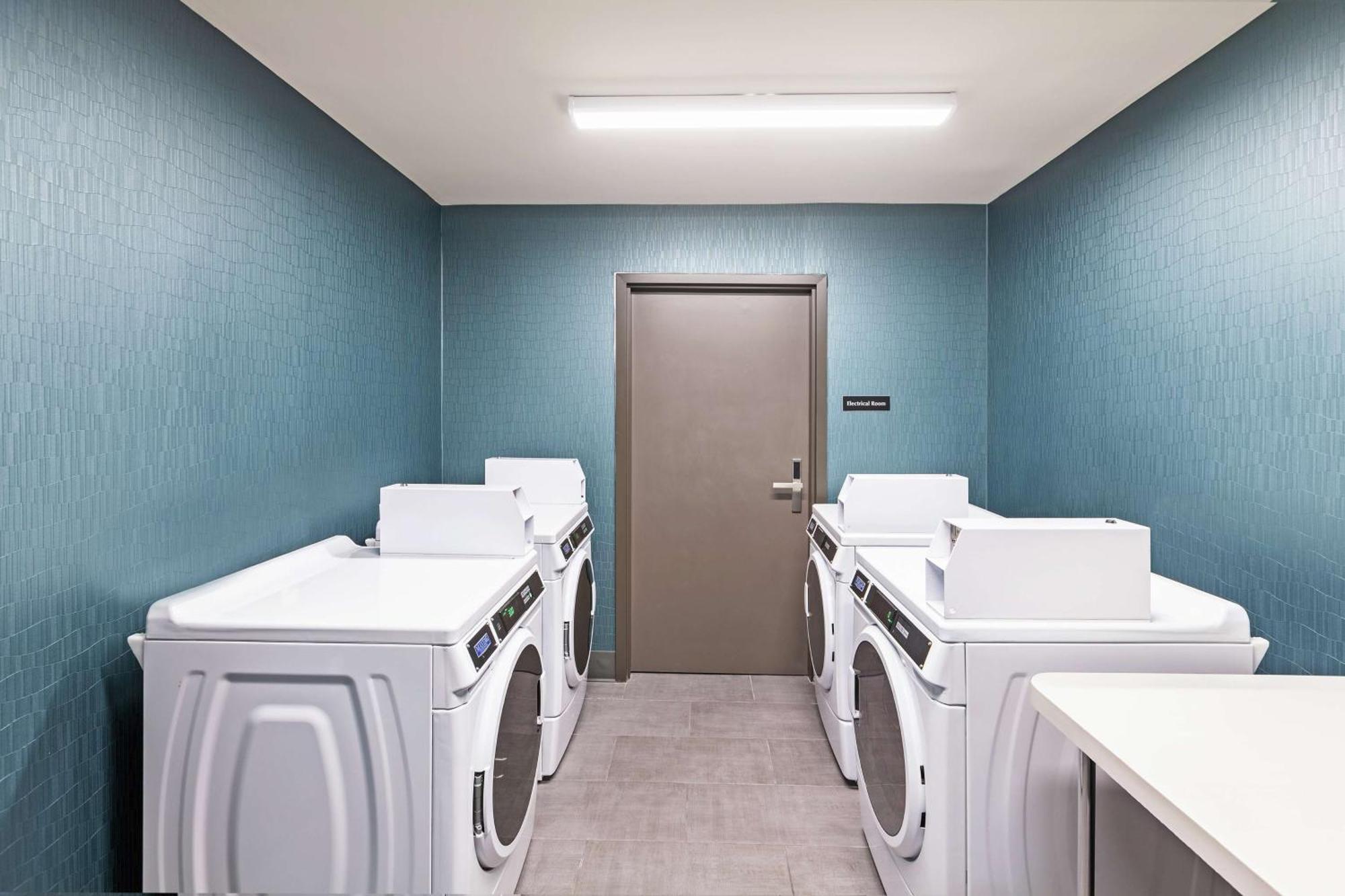 Hampton Inn Gardner Eksteriør billede